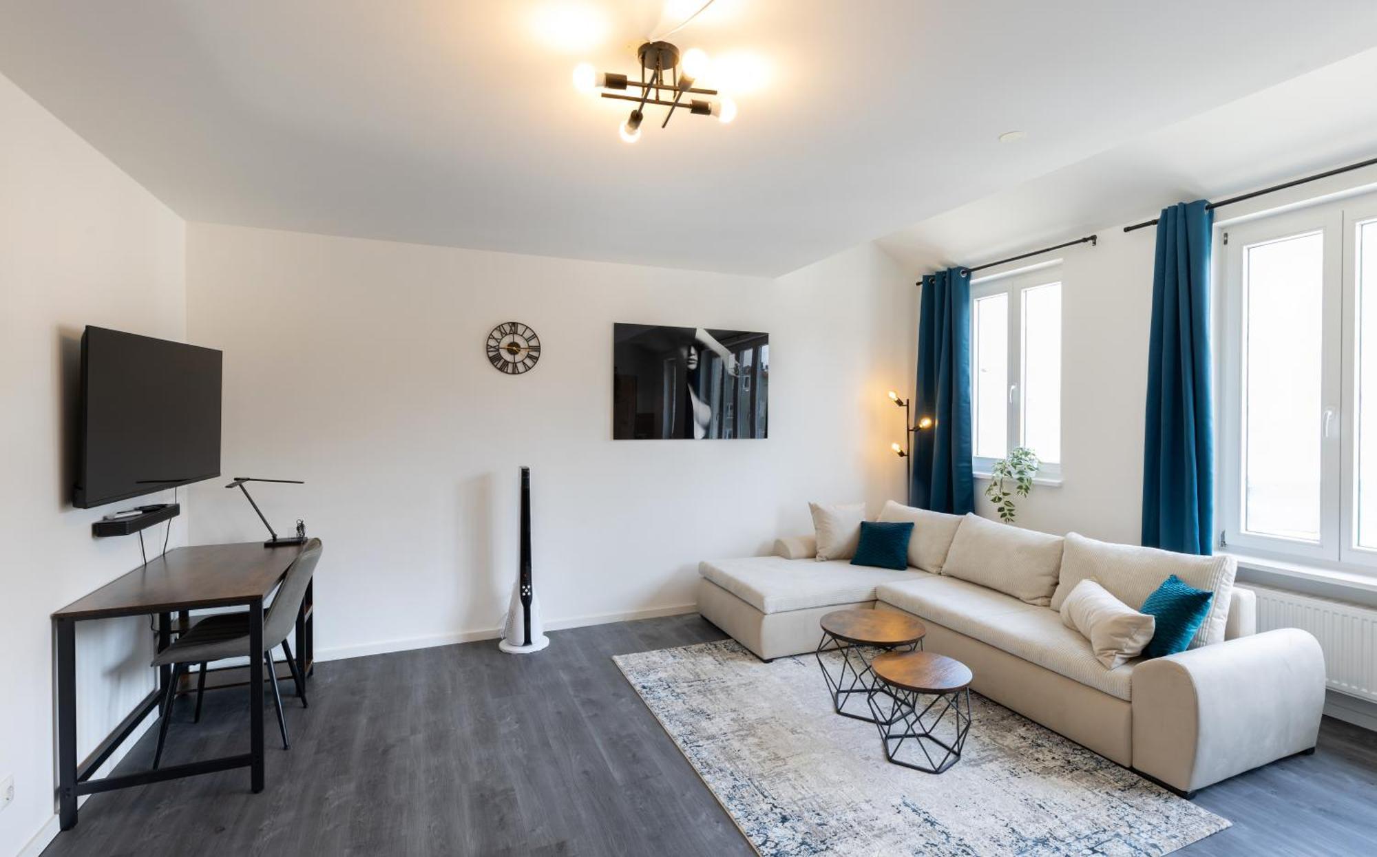 Sweethome - Maisonette Apartment, Parkplatz, Wifi, Naehe Zentrum Fuerstenfeldbruck Exterior photo